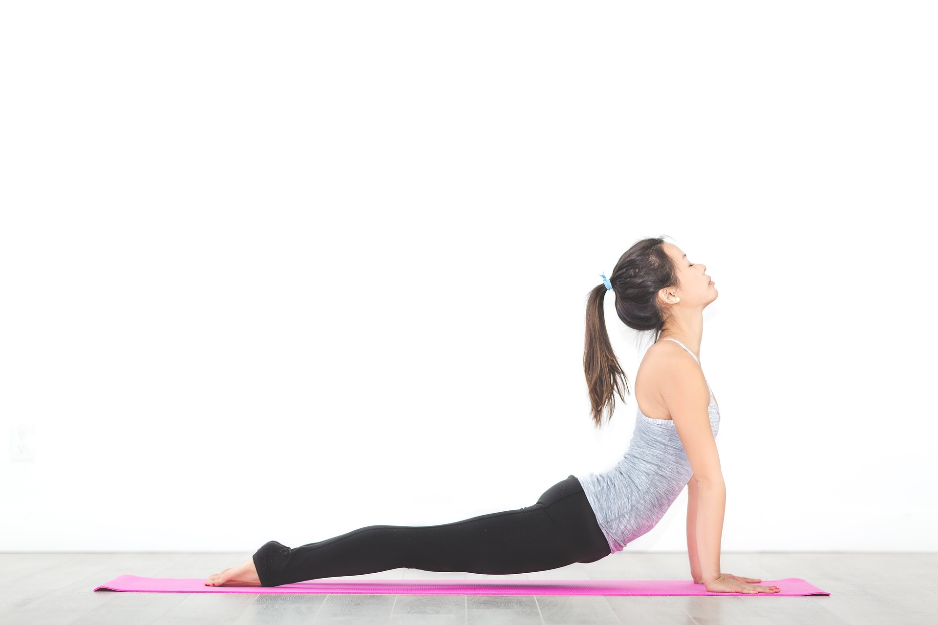 Prenatal yoga: Relaxation pose | BabyCenter